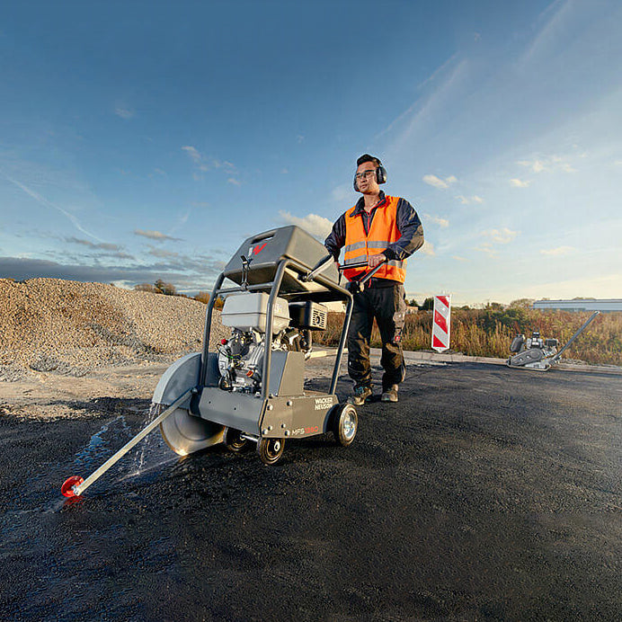 馬路 介機 20吋 切割機械 WACKER NEUSON 威克諾森 MFS1350 馬路介機